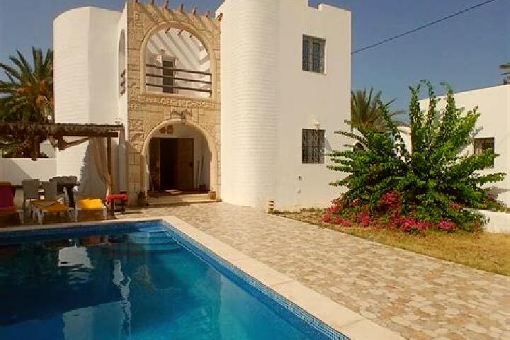Mia, 27 — Escort in Midoun, Tunisia