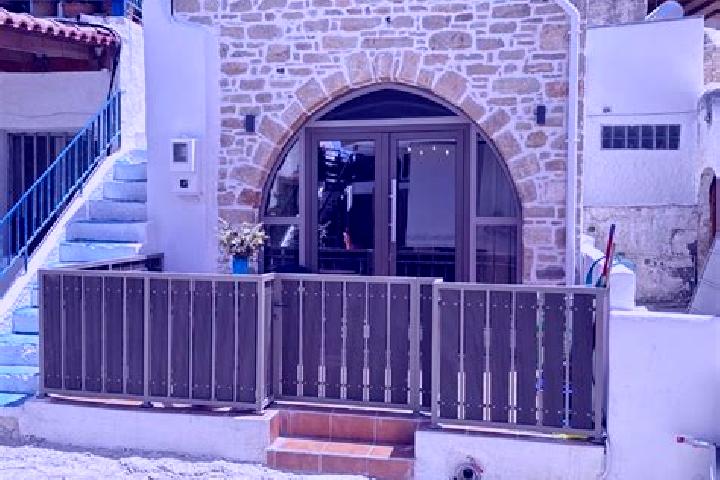 Mia, 27 — Escort in Pitsidia, Greece