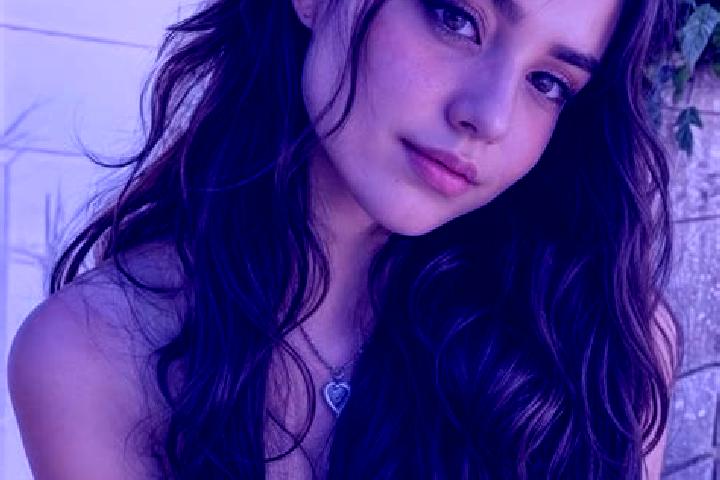 Mia, 28, a auburn hazel-eyed caribbean companion based in Gharroli. Offering Overnight, 69, Deep French Kissing. Available for incall and outcall, day and ev...