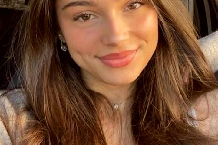 Mia, 28, a brunette hazel-eyed ebony companion based in Abaza. Offering Erotic Massage, Travel Companion, GFE, BDSM. Available for incall and outcall, overni...