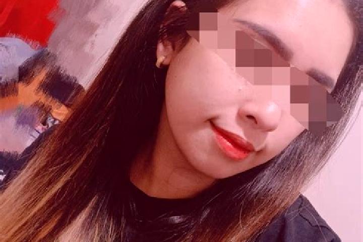 Mia, 28, a red grey-eyed latina companion based in Kouitongouine II. Offering Duos, Roleplay, BDSM, Erotic Massage, GFE. Available for incall and outcall, da...