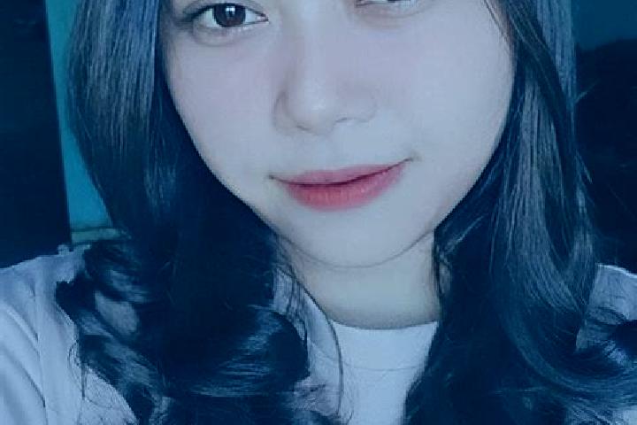 Mia, 28 — Escort in Alurbulu, Indonesia