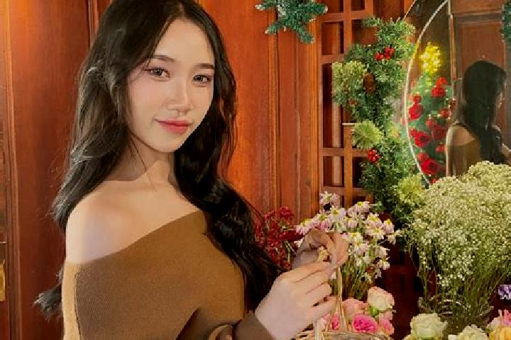 Mia, 28 — Escort in Baokou, China