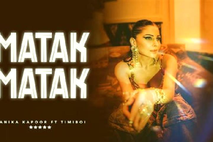 Mia, 28 — Escort in Matak, Indonesia