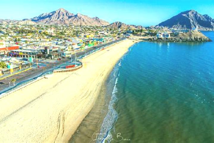 Mia, 28 — Escort in San Felipe Teotitlan, Mexico