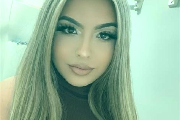 Mia, 29, a blonde dark-eyed latina companion based in Meze. Offering Travel Companion, CIM, Prostate Massage, BDSM. Available for incall and outcall, overnig...