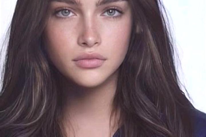 Mia, 29, a brunette dark-eyed caucasian companion based in Sluke. Offering Tantra, Travel Companion, A-Level. Available for incall and outcall, day and eveni...