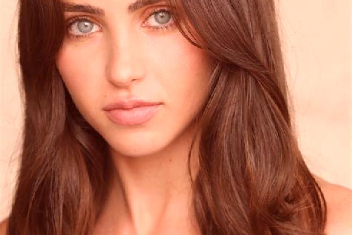 Mia, 29, a brunette hazel-eyed slavic companion based in Heppen. Offering Striptease, Roleplay, Duos, Massage. Available for incall and outcall, overnight bo...