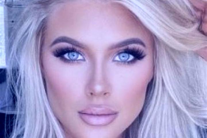 Mia, 29, a platinum blonde amber-eyed middle eastern companion based in Nimbiasso. Offering Roleplay, Fetish, Deep French Kissing, Duos, Massage. Available f...