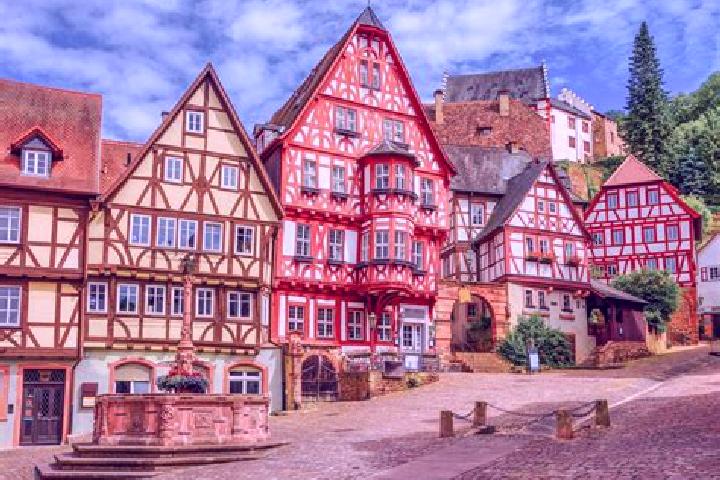 Mia, 29 — Escort in Bruhl, Germany