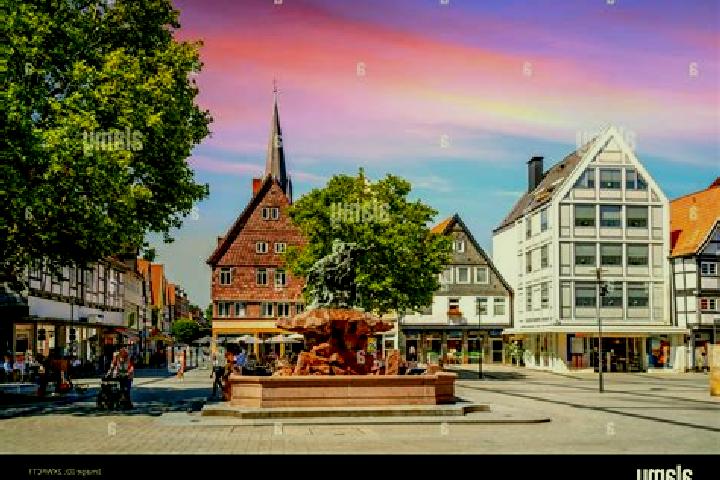 Mia, 29 — Escort in Detmold, Germany