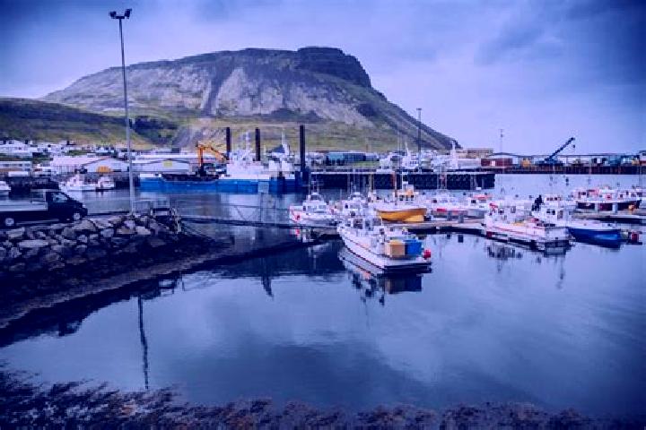Mia, 29 — Escort in Olafsvik, Iceland