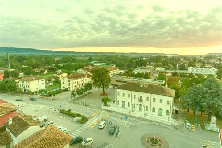 Mia, 29 — Escort in Pozzecco, Italy