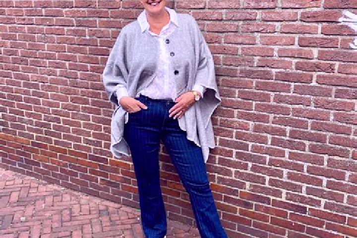 Mia, 29 — Escort in Roden, Netherlands