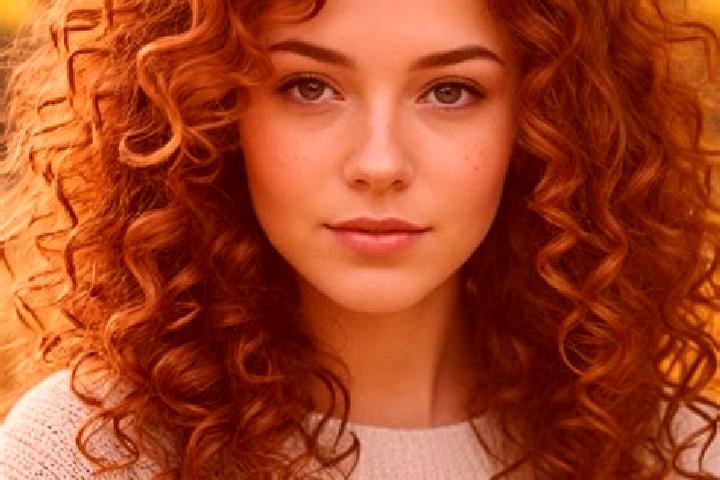 Mia, 30, a auburn dark-eyed slavic companion based in Pischchana. Offering Dinner Date, OWO, Tantra. Available for incall and outcall, day and evening dates.