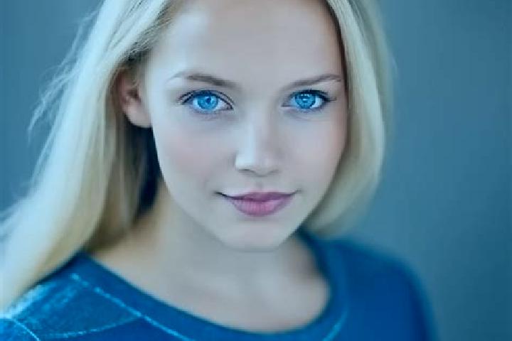 Mia, 30, a blonde blue-eyed ebony companion based in Aosta. Offering 69, Couples, Roleplay, Striptease, OWO. Available for incall and outcall, day and evenin...