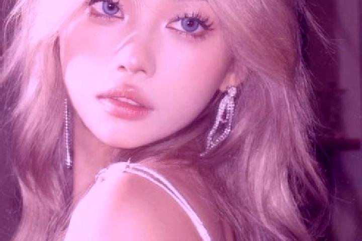 Mia, 30, a blonde grey-eyed asian companion based in Sale Creek. Offering Dinner Date, Girlfriend Experience, Striptease, GFE. Available for incall and outca...