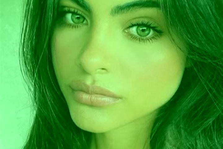 Mia, 30, a brunette amber-eyed indian companion based in Graikochori. Offering Girlfriend Experience, Dinner Date, Prostate Massage, A-Level. Available for i...