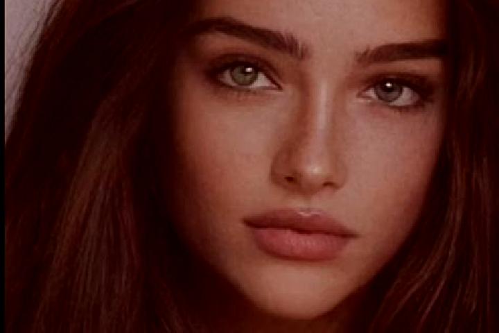 Mia, 30, a chestnut grey-eyed caucasian companion based in Neos Pyrgos. Offering Deep French Kissing, Massage, Girlfriend Experience, Domination, Striptease....