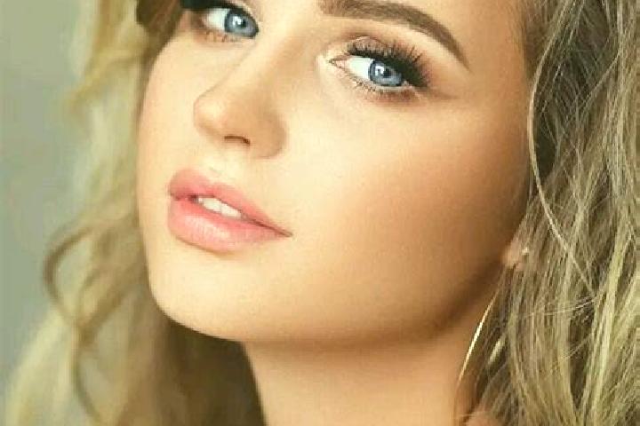 Mia, 30, a dark blonde blue-eyed mediterranean companion based in Eldena. Offering Party Girl, Duos, GFE, A-Level. Available for incall and outcall, day and ...