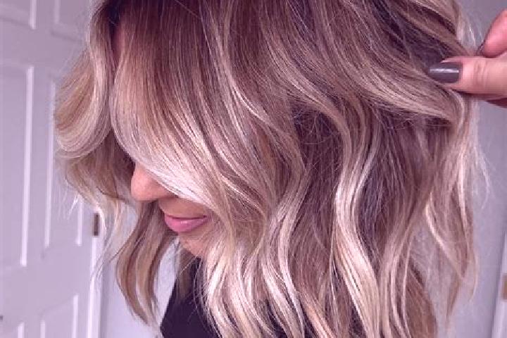 Mia, 30, a dark blonde dark-eyed mixed companion based in Prakro. Offering Striptease, Domination, Tantra. Available for incall and outcall, overnight bookin...