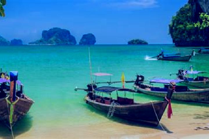 Mia, 30 — Escort in Ban Mo, Thailand