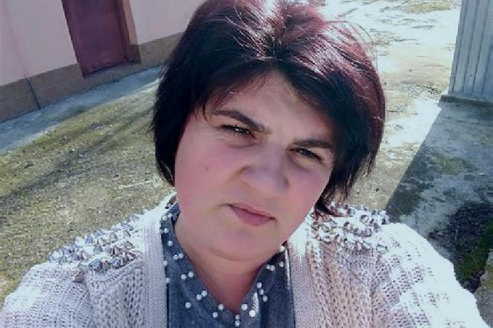 Mia, 30 — Escort in Maxineni, Romania