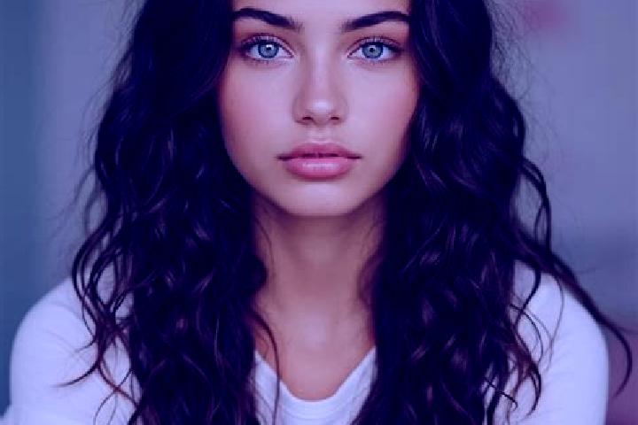 Mia, 31, a auburn amber-eyed mediterranean companion based in Muzla. Offering Tantra, Duos, Roleplay, Girlfriend Experience. Available for incall and outcall...