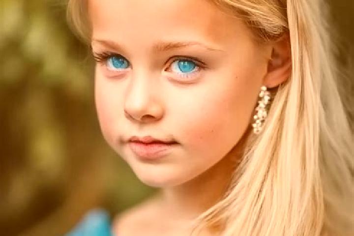 Mia, 31, a blonde blue-eyed caribbean companion based in Breznicki Hum. Offering Couples, OWO, Travel Companion, Prostate Massage. Available for incall and o...