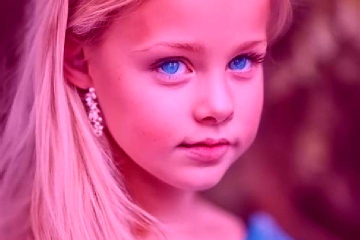 Mia, 31, a blonde blue-eyed middle eastern companion based in Genivolta. Offering BDSM, Fetish, Travel Companion. Available for incall and outcall, overnight...