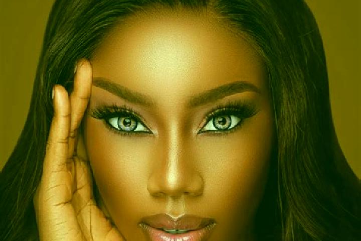 Mia, 31, a brunette blue-eyed ebony companion based in Diamond Harbour. Offering Massage, Fetish, Domination, Party Girl. Available for incall and outcall, o...