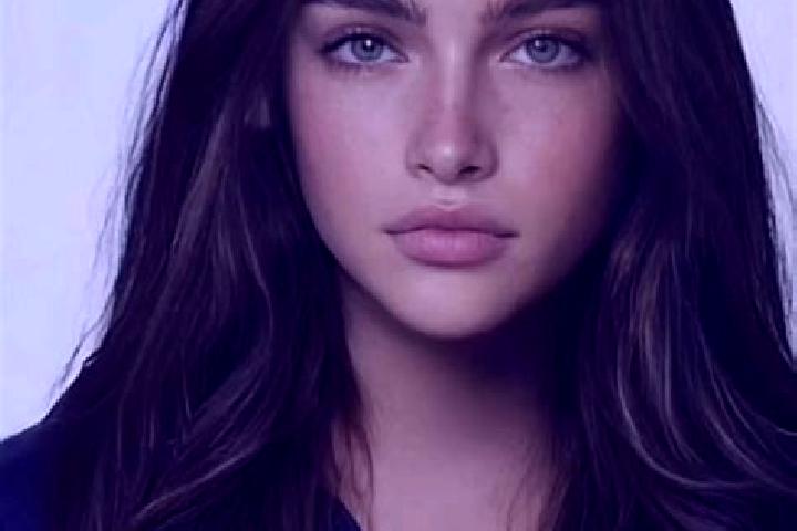 Mia, 31, a brunette blue-eyed middle eastern companion based in Rosebank. Offering Deep French Kissing, Travel Companion, Roleplay, Massage. Available for in...