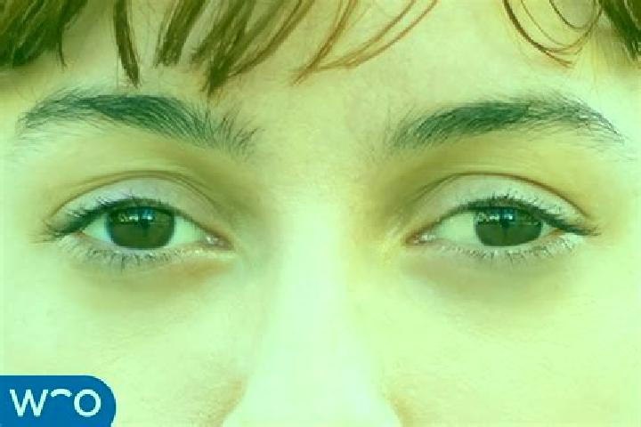 Mia, 31, a chestnut blue-eyed indian companion based in Hoenoe. Offering Striptease, Erotic Massage, BDSM, A-Level. Available for incall and outcall, overnig...