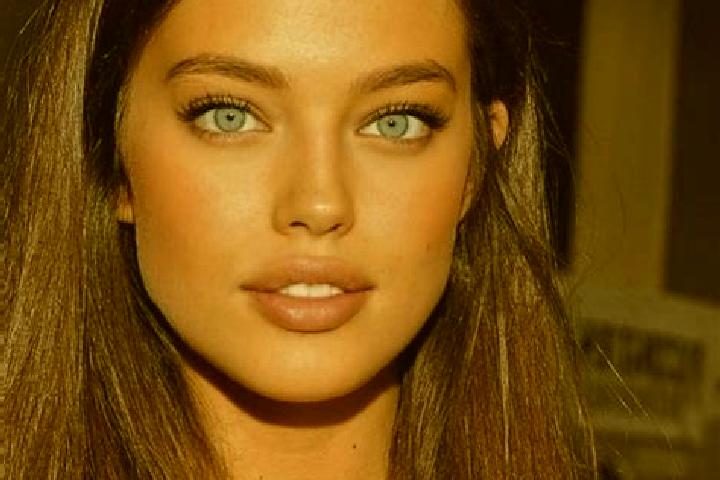 Mia, 31, a chestnut grey-eyed caucasian companion based in Dellfeld. Offering Tantra, Girlfriend Experience. Available for incall and outcall, day and evenin...