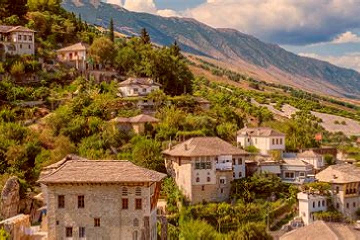 Mia, 31 — Escort in Kalis, Albania