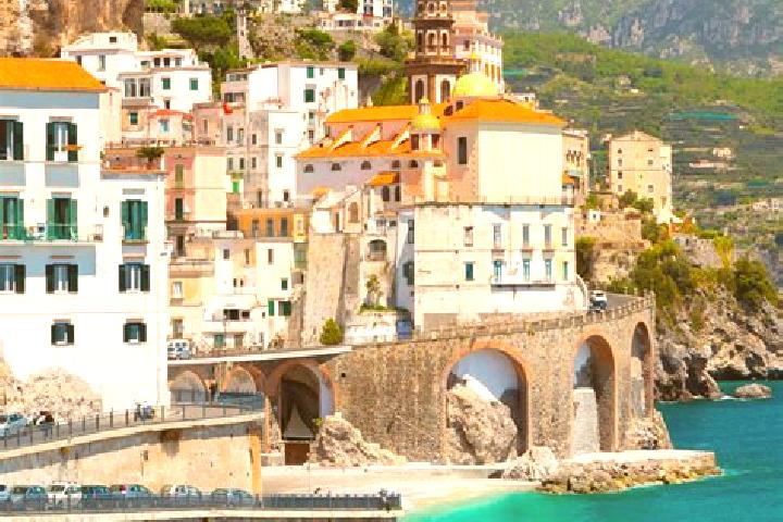 Mia, 31 — Escort in Luzzi, Italy