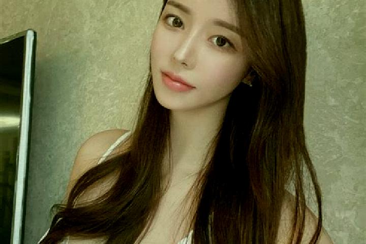 Mia, 31 — Escort in Rencunwan, China