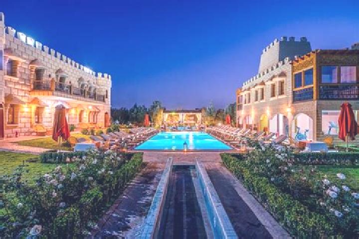 Mia, 32 — Escort in Aghmat, Morocco
