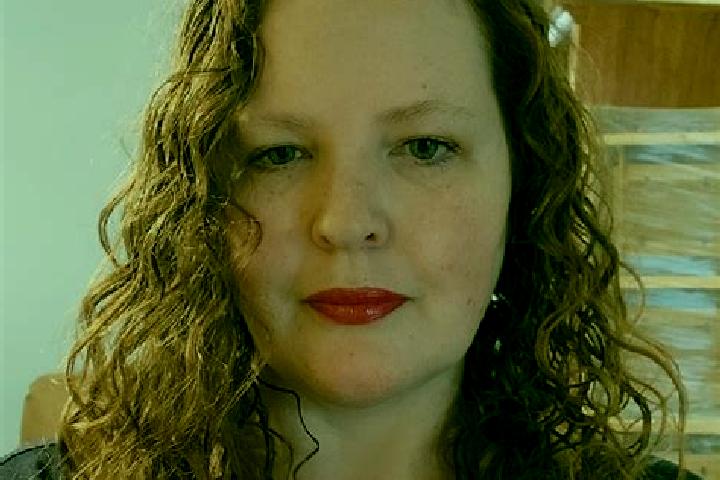 Mia, 32 — Escort in Fairbury, United States