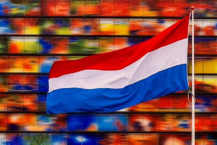 Mia, 32 — Escort in Hulst, Netherlands