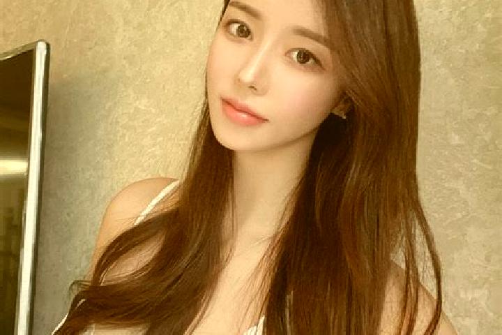 Mia, 32 — Escort in Louqiao, China