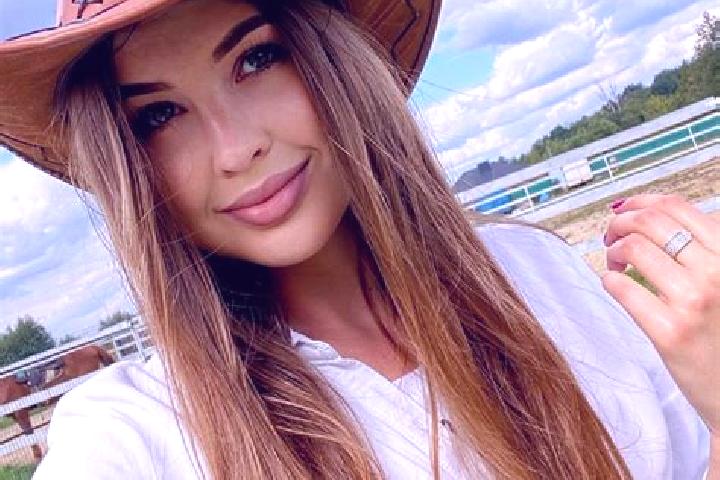 Mia, 32 — Escort in Lutsk, Ukraine