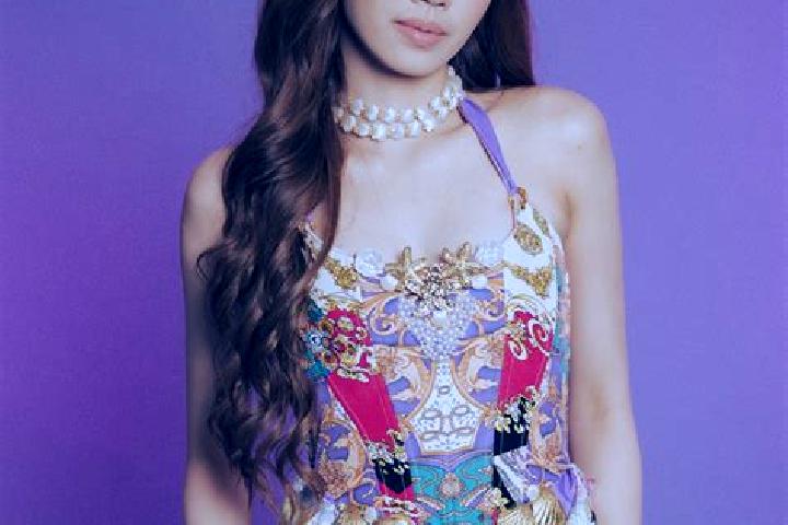 Mia, 32 — Escort in Magtangol, Philippines