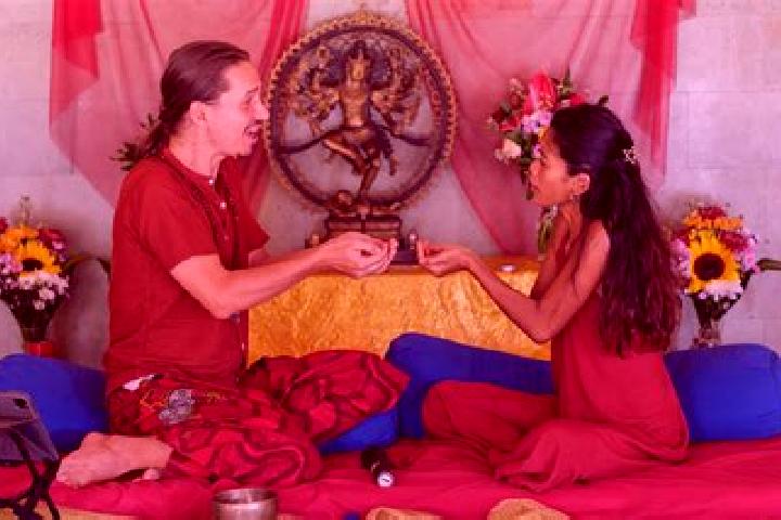 Mia, 33, a red blue-eyed indian companion based in Krukenychi. Offering Tantra, Erotic Massage, Overnight. Available for incall and outcall, day and evening ...