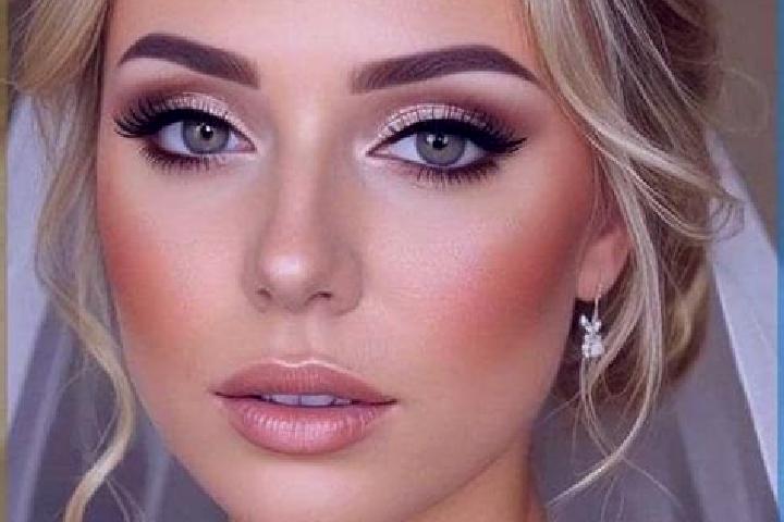 Mia, 33, a red grey-eyed caucasian companion based in Westerham. Offering CIM, Party Girl, Girlfriend Experience, OWO, Travel Companion. Available for incall...