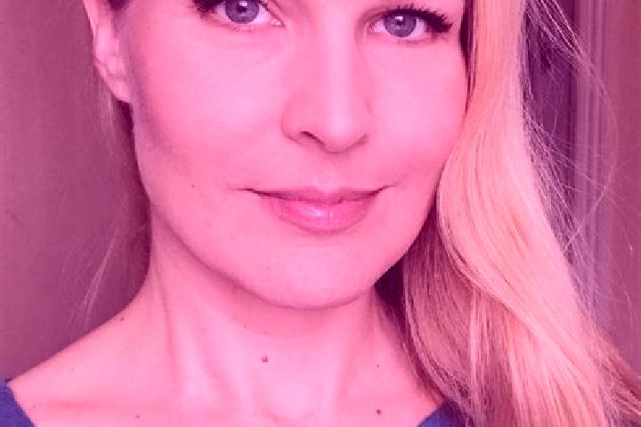 Mia, 33 — Escort in Burton, Australia