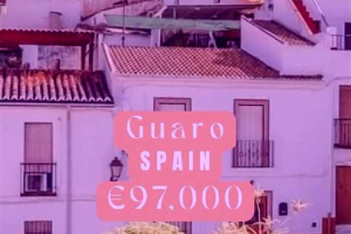 Mia, 33 — Escort in Guaro, Spain