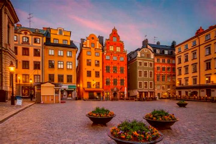 Mia, 33 — Escort in Helsingborg, Sweden