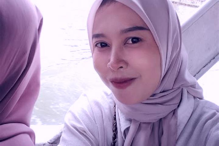 Mia, 33 — Escort in Kedungreja, Indonesia