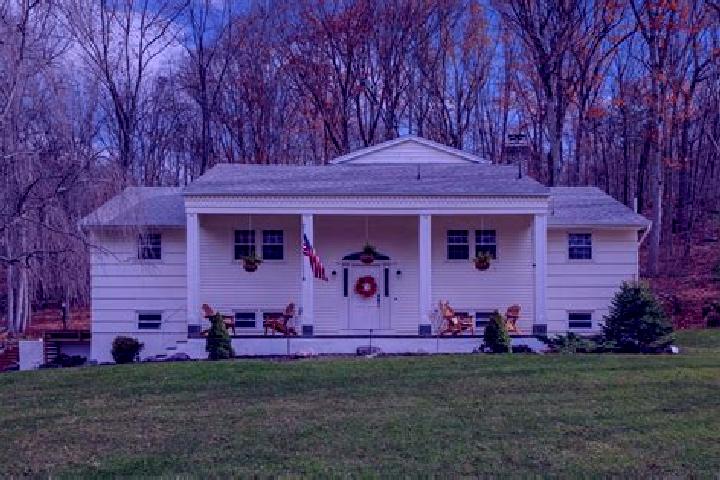 Mia, 33 — Escort in Kinnelon, United States